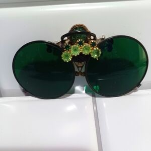 Vintage Sunglasses Brooch Womens Black Frame Green Lens 3 3/4 x2 in Handmade